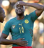 Football: Mboma réalise un hat-trick et permet au Cameroun de battre le Zimbabwe 5-3