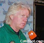 Interview Winfrield Schäfer: « Si c&rsquo;était une histoire d&rsquo;argent qui existait entre le Cameroun et moi, est-ce que j&rsquo;aurais accepté de rester 6 mois sans salaire ? Et maintenant 5 mois ? »