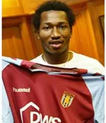 Aston Villa: Eric Djemba-Djemba signs