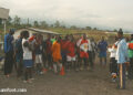 Les joueurs de Mount Cameroon face au staff aux entraînements