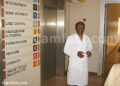 Daniel Tecky Tcheuffa à l'hôpital général de Yaoundé