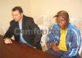 Patrick Precheur faisant le tour des médias avec son guide Nyassa Soleil