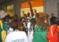 Les Fans des Lions en délire à l'arrivée à Abidjan ce vendredi soir