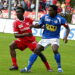 Deumi (en rouge) du FC Thun et Tchouga de Luzerne
