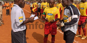Les officiels et les capitaines