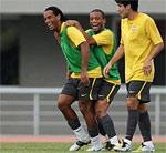 Ronaldinho: « Je n’ai pas parlé avec  Eto’o »