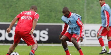 Eyong Enoh training with his new team. The midfielder signs a contract in Amsterdam to 1 July 2010.