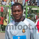 François Beyokol signe au Canon