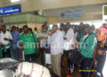 La délégation de Cotonsport à l'aéroport de Douala, en provenance de Harare