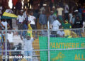 Les supporters de Nzuimanto jubilent après l'égalisation en fin de match