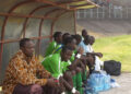 Le banc de Unioniste avec le coach national Espoirs Martin Ndtoungou Mpilé