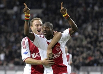 Enoh après son but face à Willen II