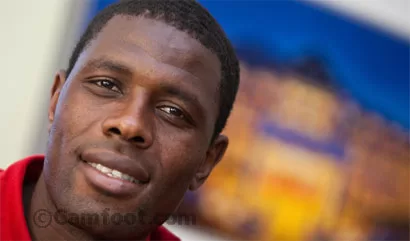 Mohamadou Idrissou, en conférence de presse à Lienz