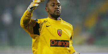 Charles Itange peut jouer pour le Cameroun