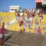 Yaoundé: Trois équipes pour un match de football