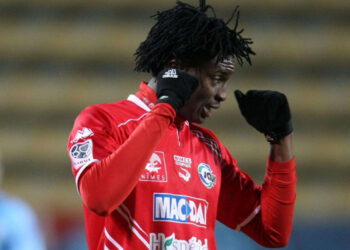Monaco attend Moukandjo