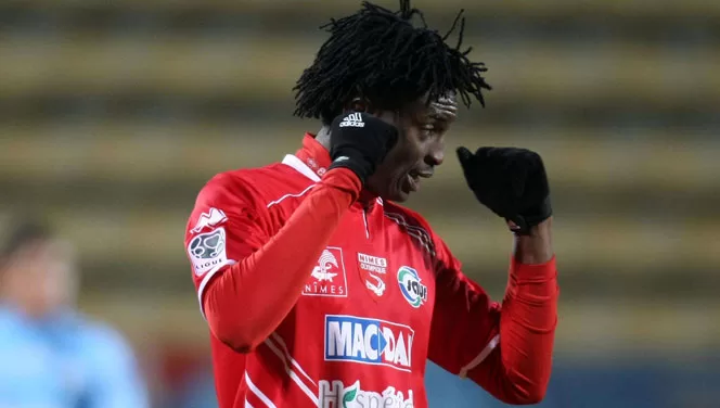 Monaco attend Moukandjo