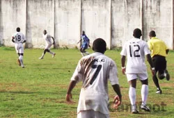 Achille bat Tonnerre