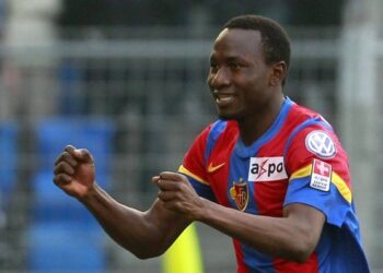 Zoua marque, Bâle s&rsquo;échappe