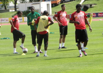 Lisbonne: quatre joueurs attendus