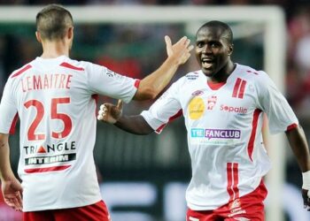 Nguemo marque, Lille se rapproche