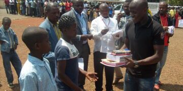 Les bourses de L. Nguemo détournées