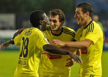 Russie: le troisième but de Benoit Angbwa