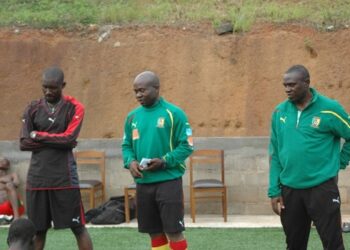 Serge Méké ici à gauche en compagnie de Richard Towa et Bertin Ebwellè
