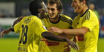 Russie: le troisième but de Benoit Angbwa