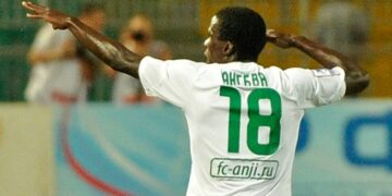 Insatiable Benoît Angbwa!