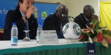 La FIFA forme les DTN à Douala
