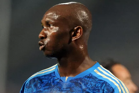 Fracture pour Mbia, absent six semaines