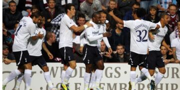 Tottenham facile, Schalke surpris