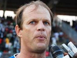 Qui est Denis Lavagne?