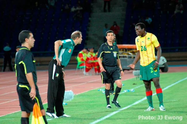 Lavagne reste positif