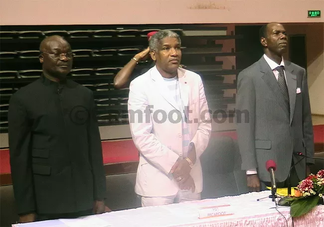 Le gouvernement reclame des têtes