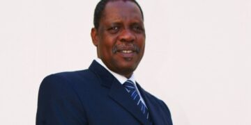 Mis en cause, Hayatou réplique