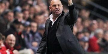 Antonetti crie-t-il trop fort ?