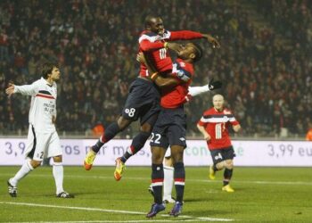 Trahi par sa défense, Lille rate une occasion en or