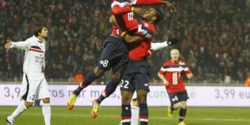 Trahi par sa défense, Lille rate une occasion en or