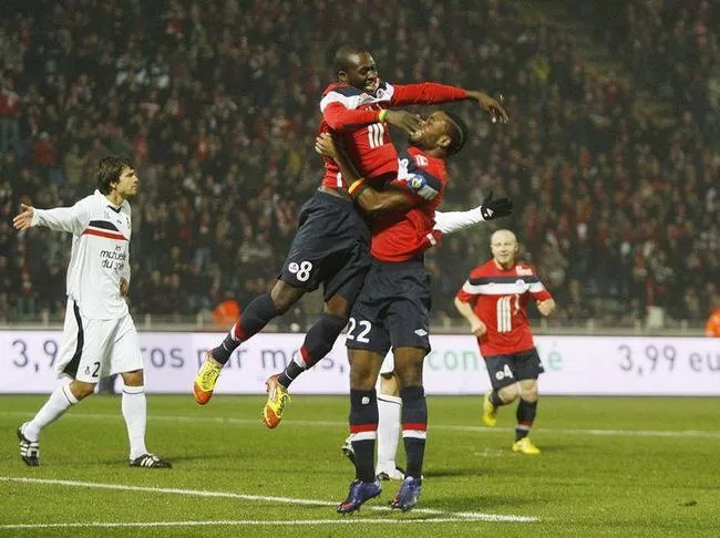 Trahi par sa défense, Lille rate une occasion en or