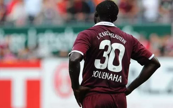 Kouemaha absent six semaines