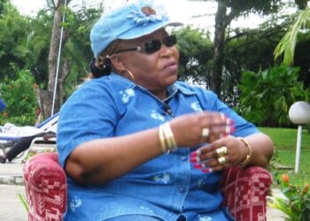 Patience Dabany en soutien aux Panthères