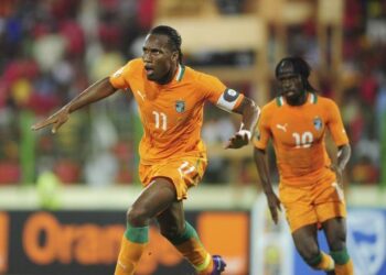 Yaya Drogba, 3 buts à eux deux