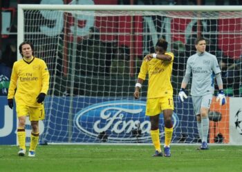 Alex Song pouvait-il faire autrement ?