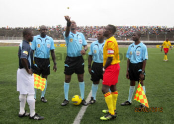 E1 : New Star domine Unisport à Douala (en Images)