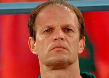 Lavagne : « L’absence de Samuel Éto’o peut profiter à certains joueurs »