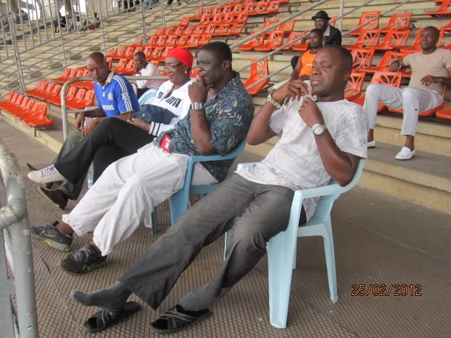 E2: Malgré Petit Pays et Jules Nyongha