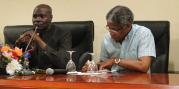 Adoum Garoua va parler aux joueurs