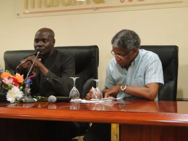 Adoum Garoua va parler aux joueurs